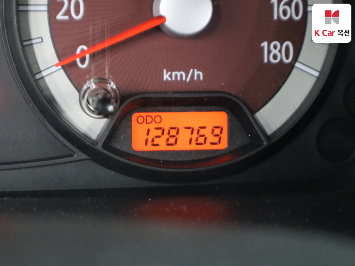 كيا مورنينج 2011 - صورة 4