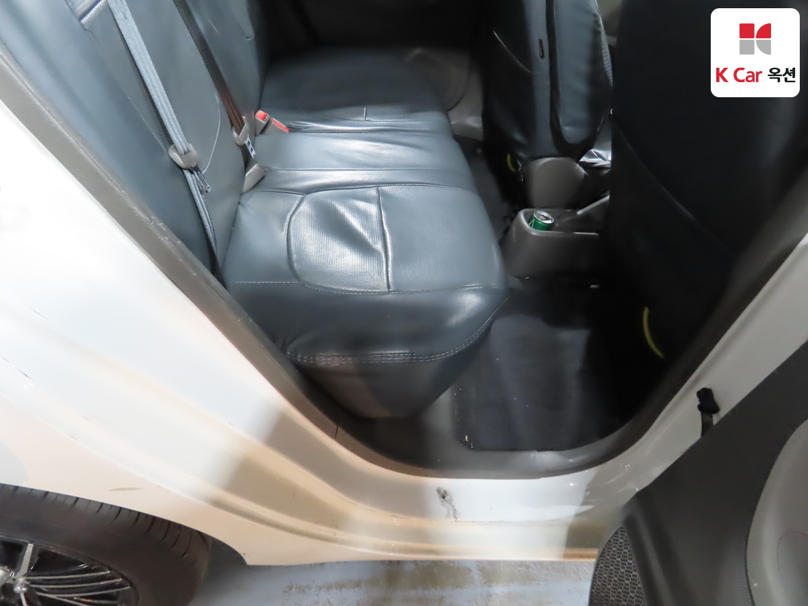 Kia Morning 2013 - Image 28