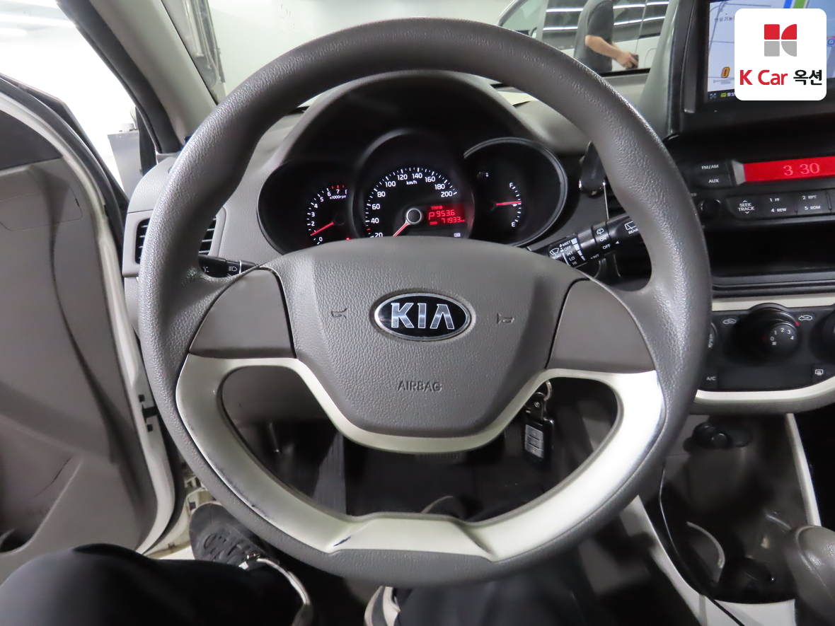 Kia Morning 2013 - Image 10