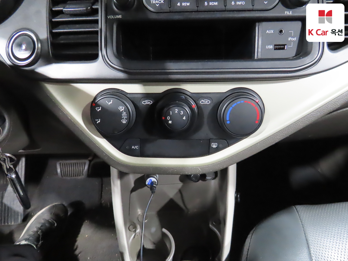 Kia Morning 2013 - Image 16