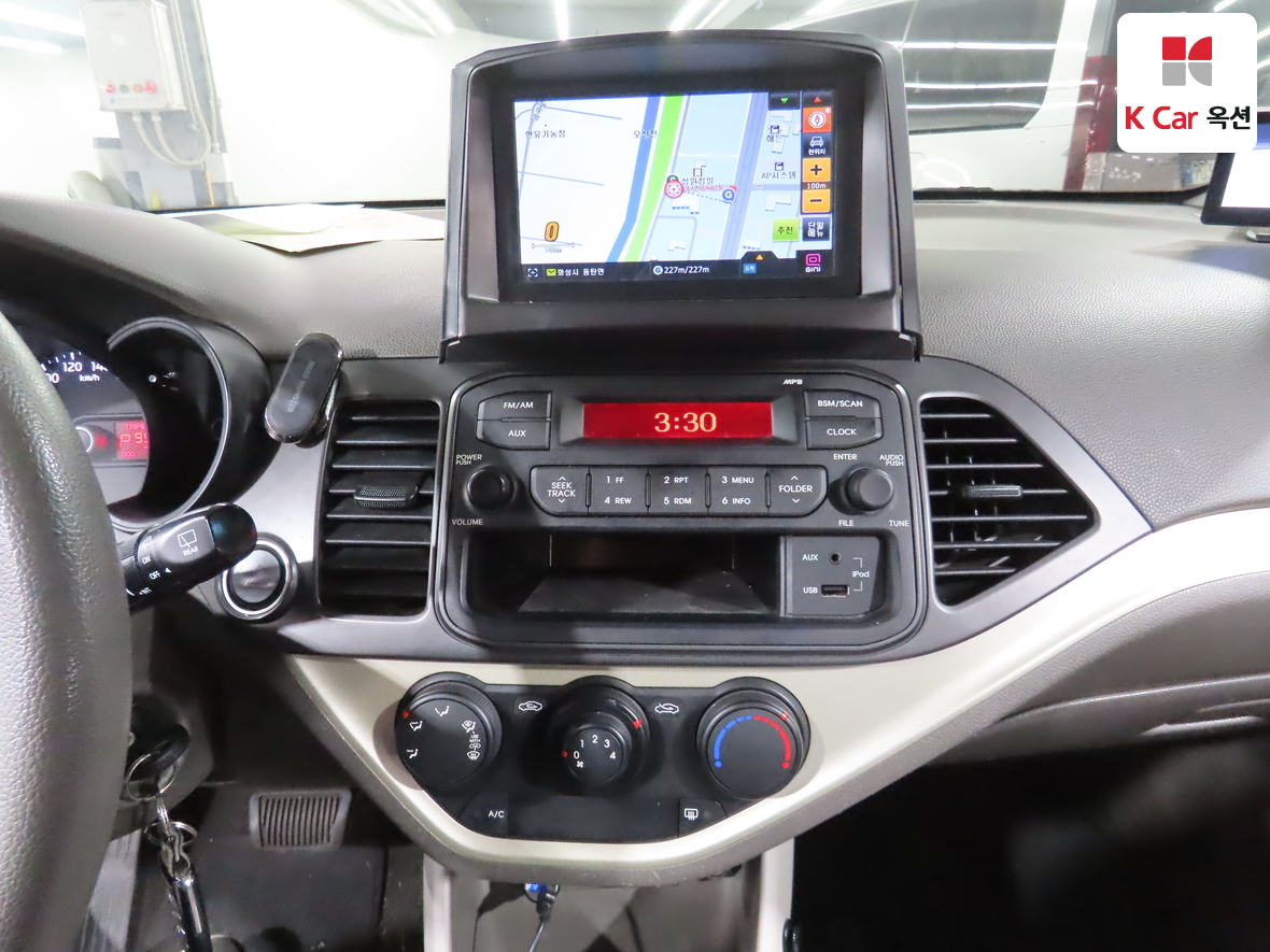 Kia Morning 2013 - Image 6