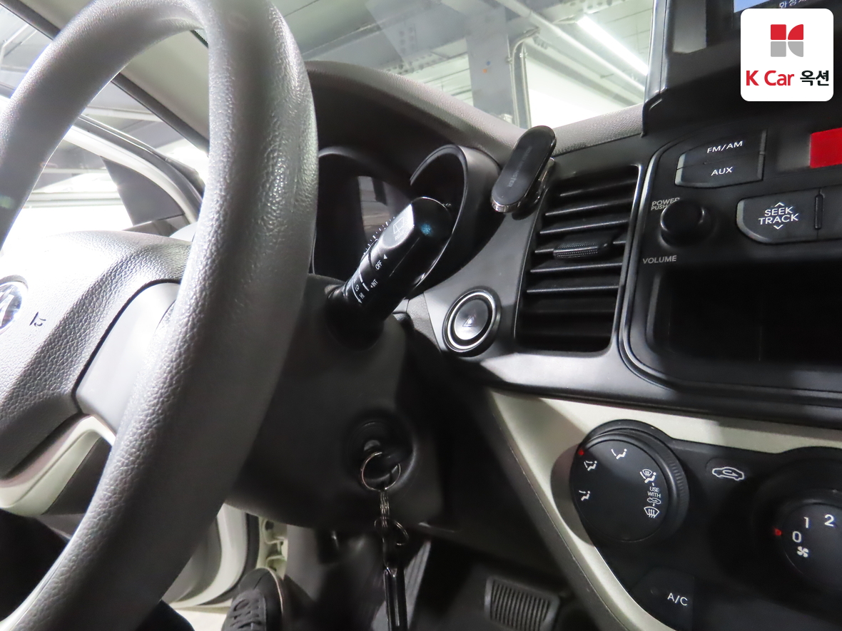 Kia Morning 2013 - Image 11