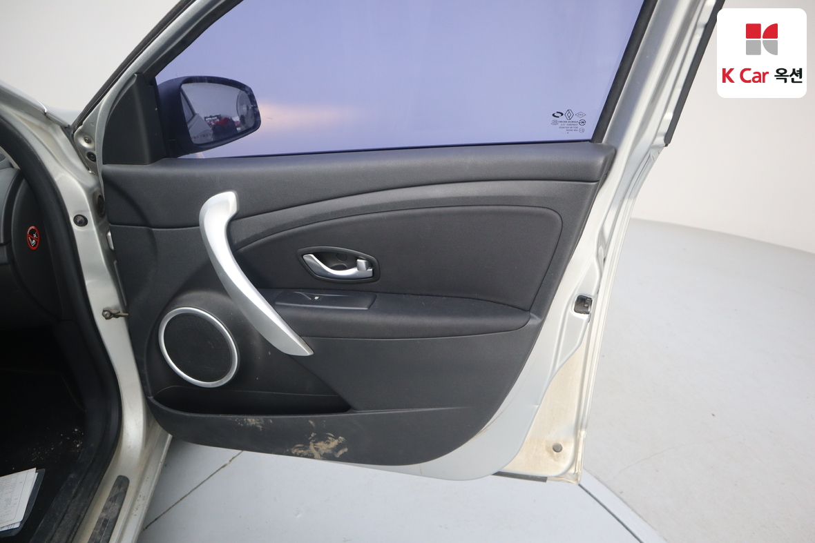 رينو كوريا SM3  2010 - صورة 28