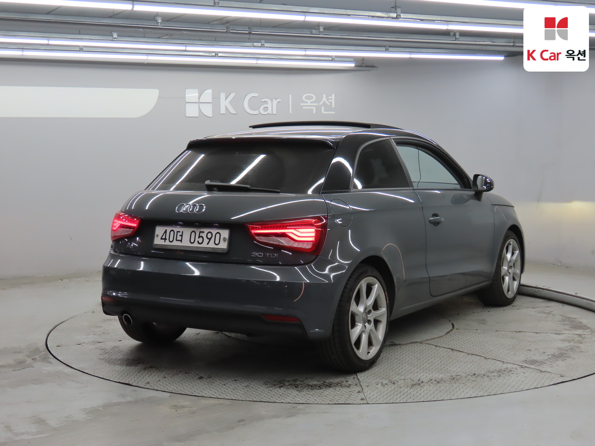 Audi A1 2015 - Image 2