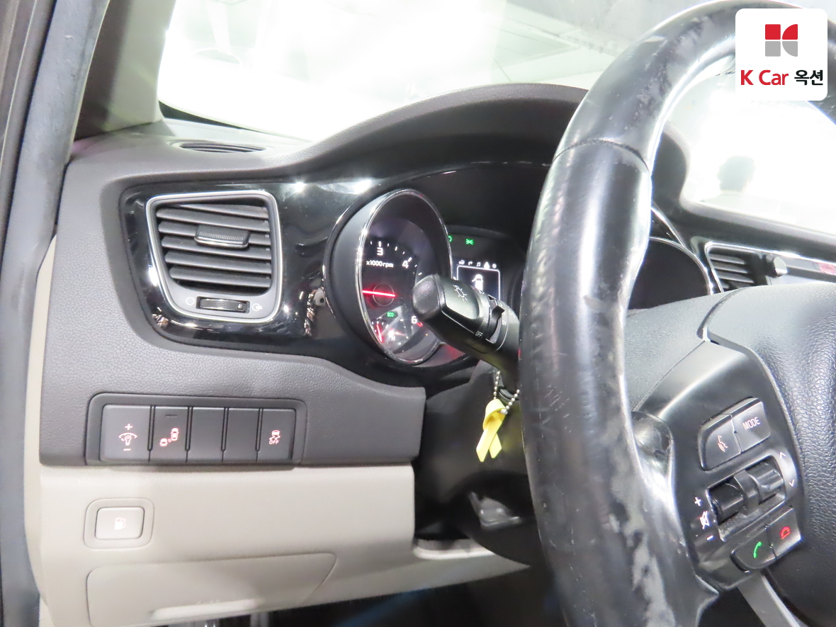 كيا نيو كارنيفال 2018 - صورة 9