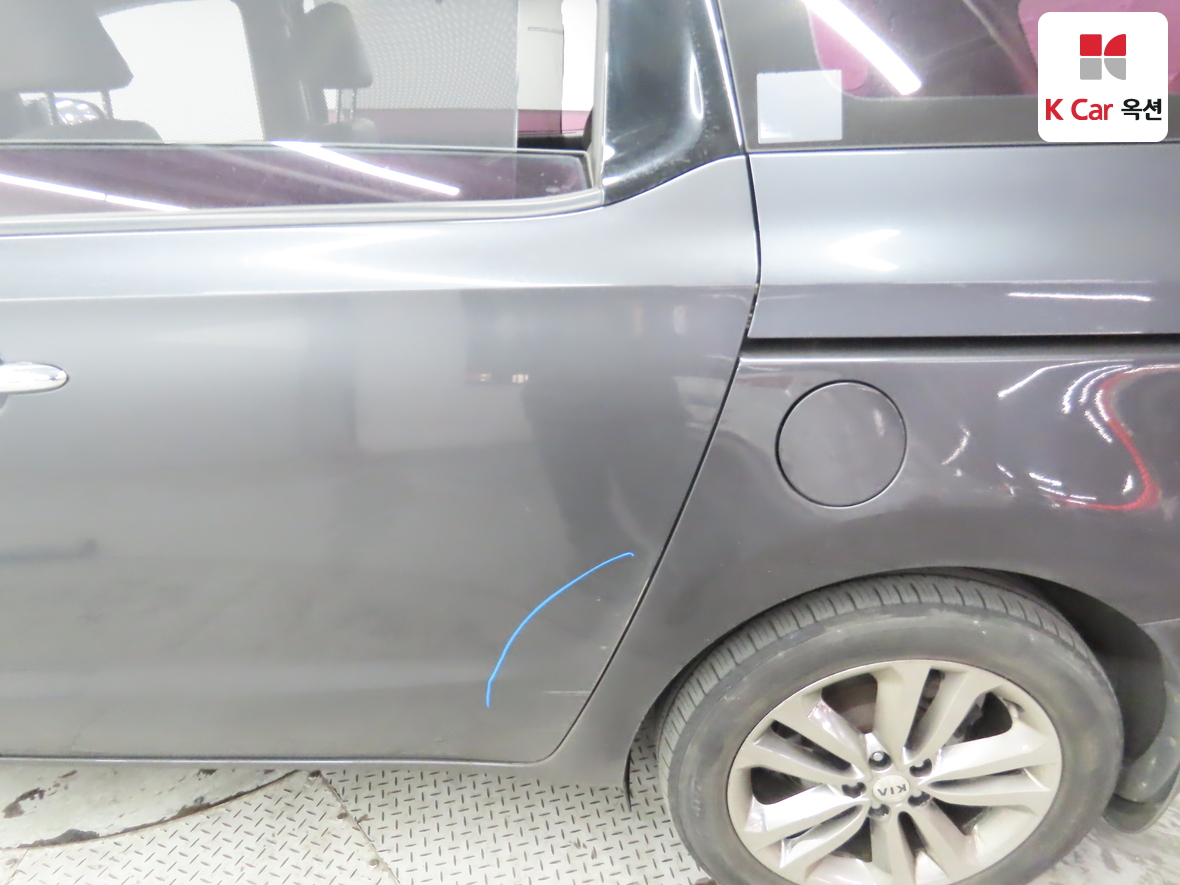 كيا نيو كارنيفال 2018 - صورة 38