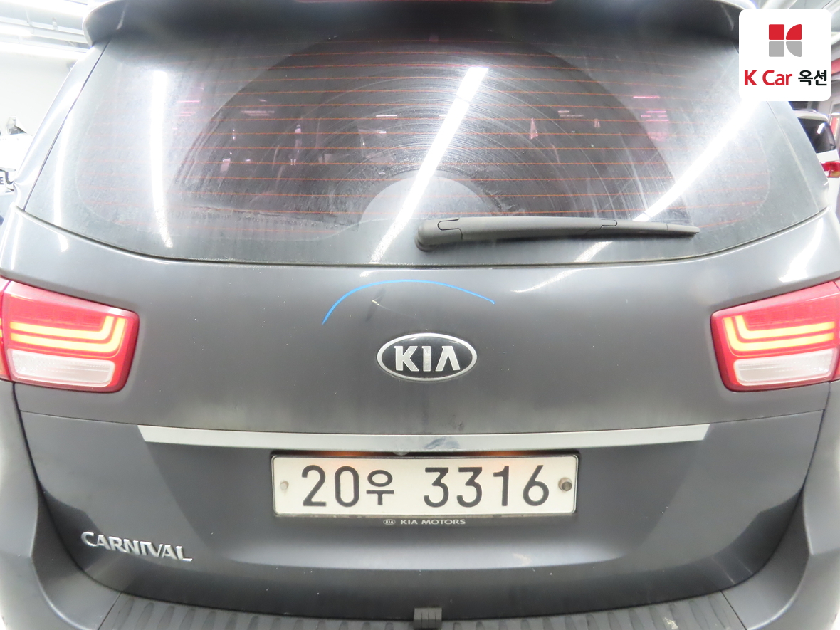 كيا نيو كارنيفال 2018 - صورة 44