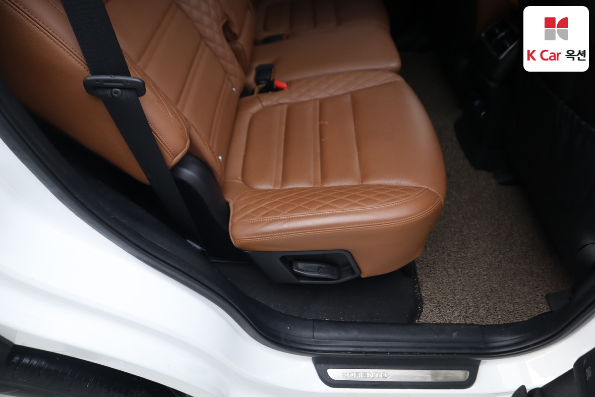 كيا سورينتو 2019 - صورة 33