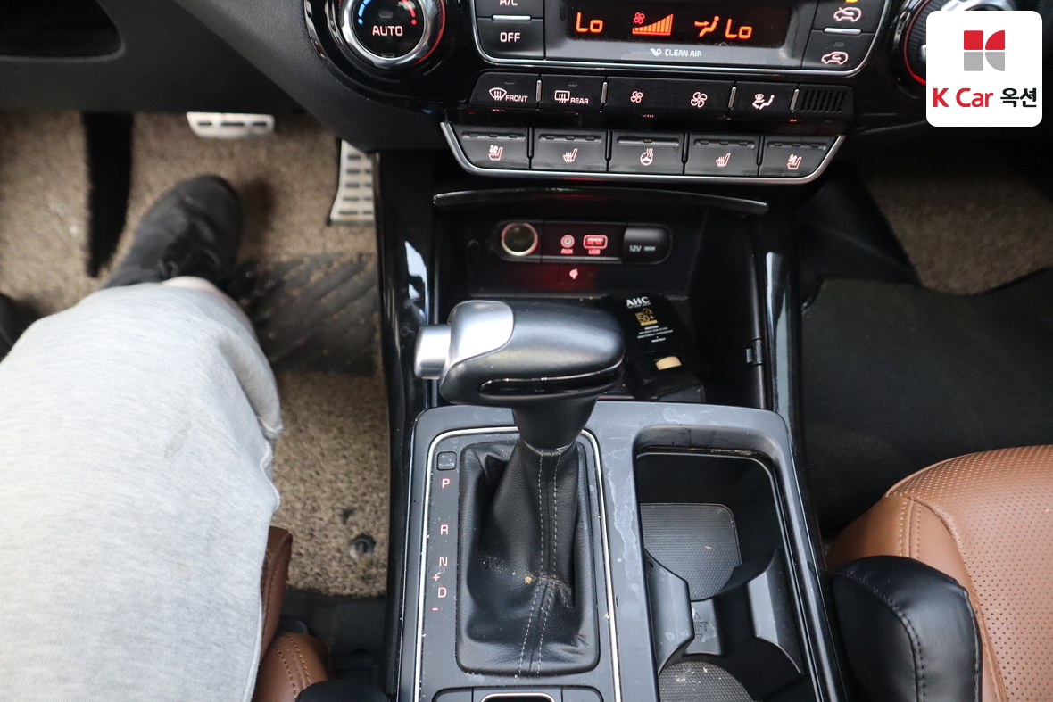 كيا سورينتو 2019 - صورة 16