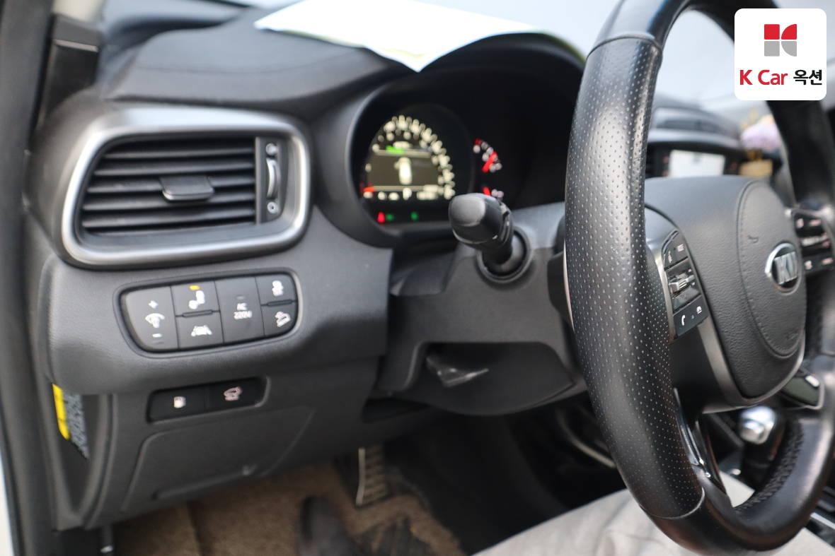 كيا سورينتو 2019 - صورة 9