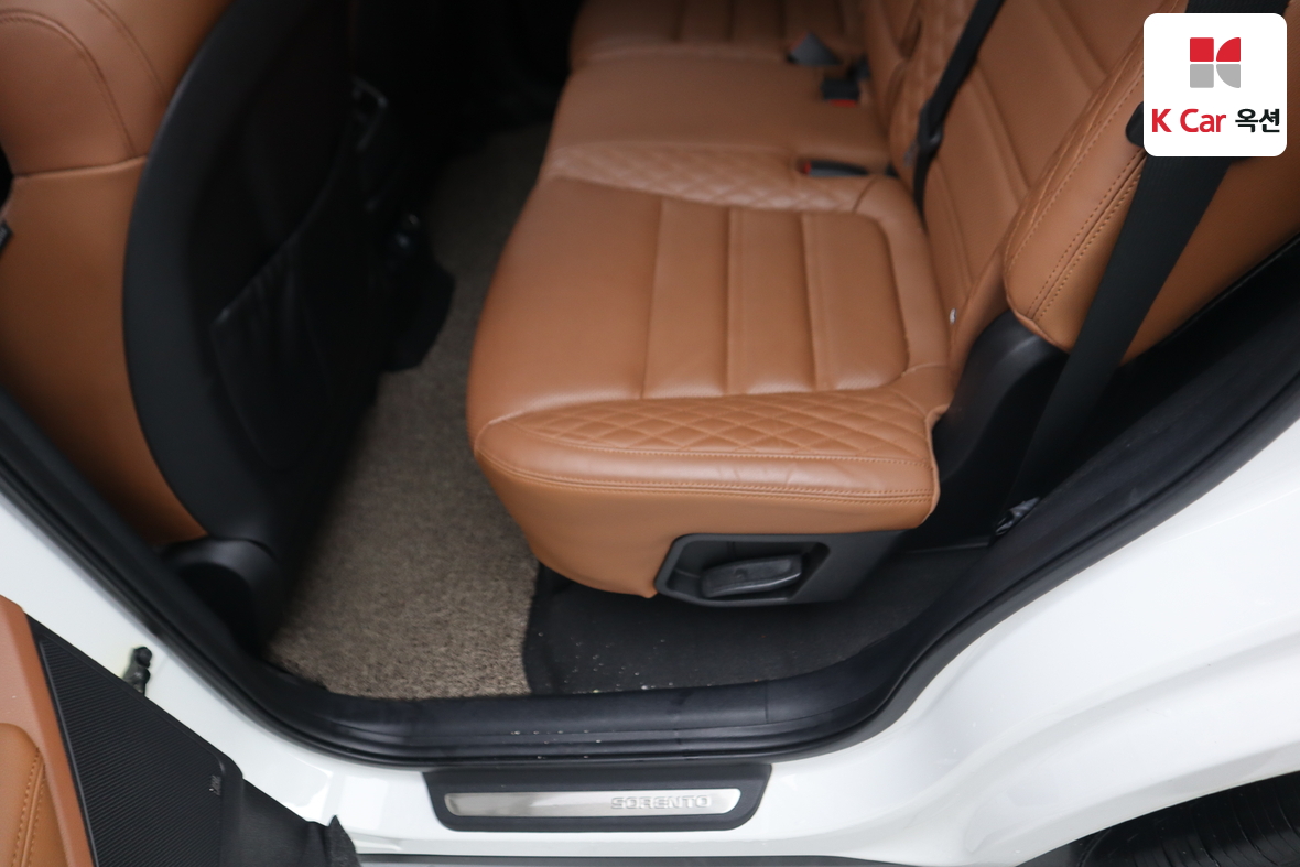 كيا سورينتو 2019 - صورة 26