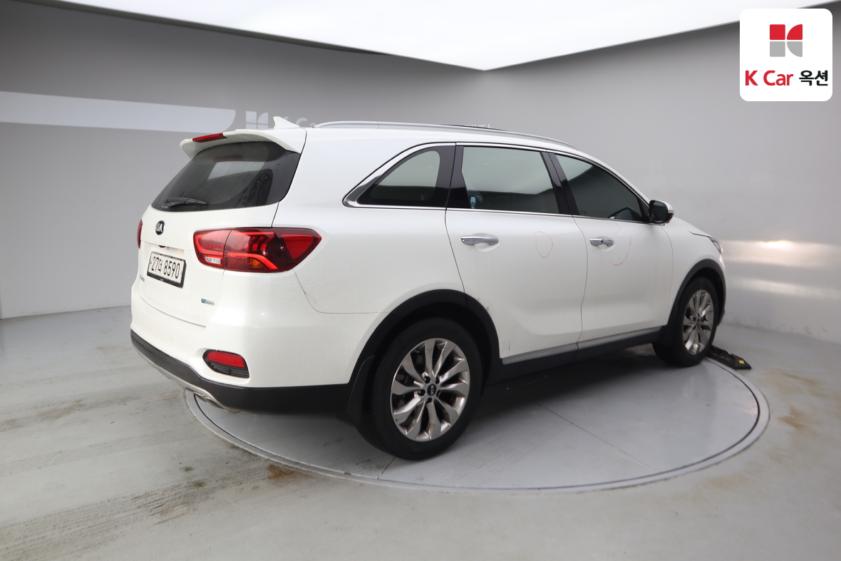 كيا سورينتو 2019 - صورة 2