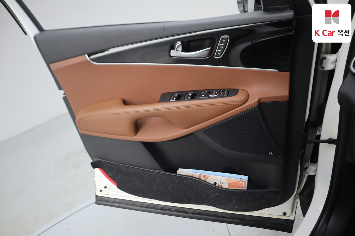 كيا سورينتو 2019 - صورة 8