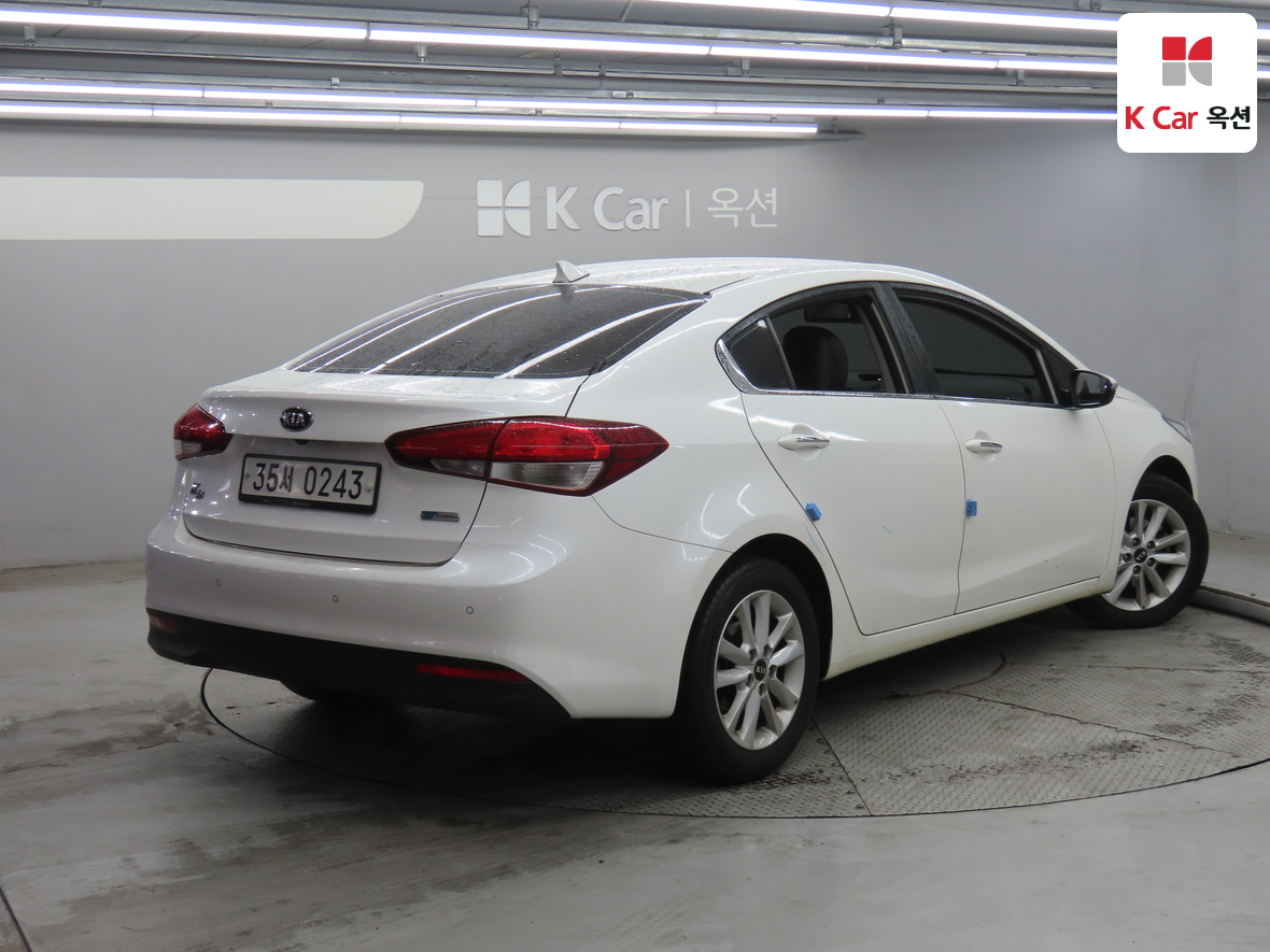 Kia K3 2016 - Image 2