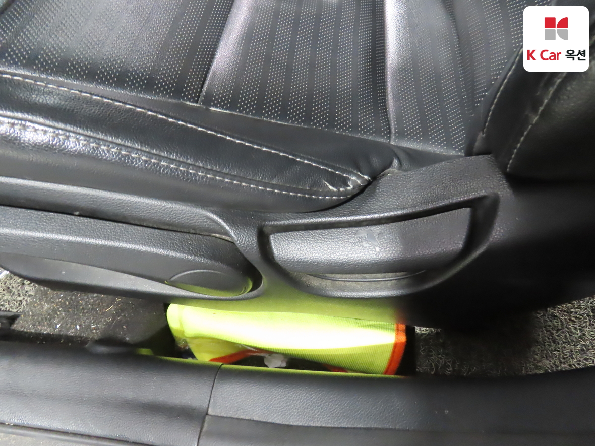 Kia K3 2016 - Image 20