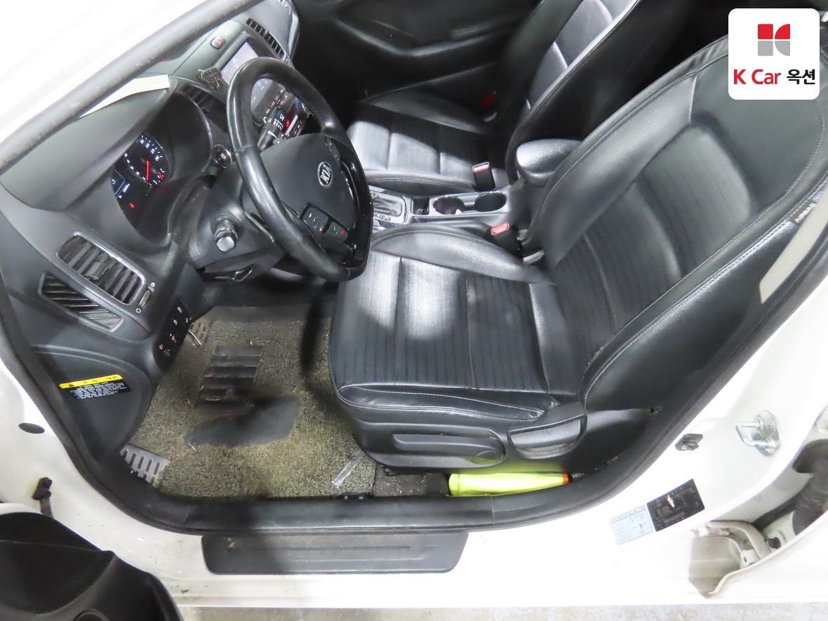 Kia K3 2016 - Image 18