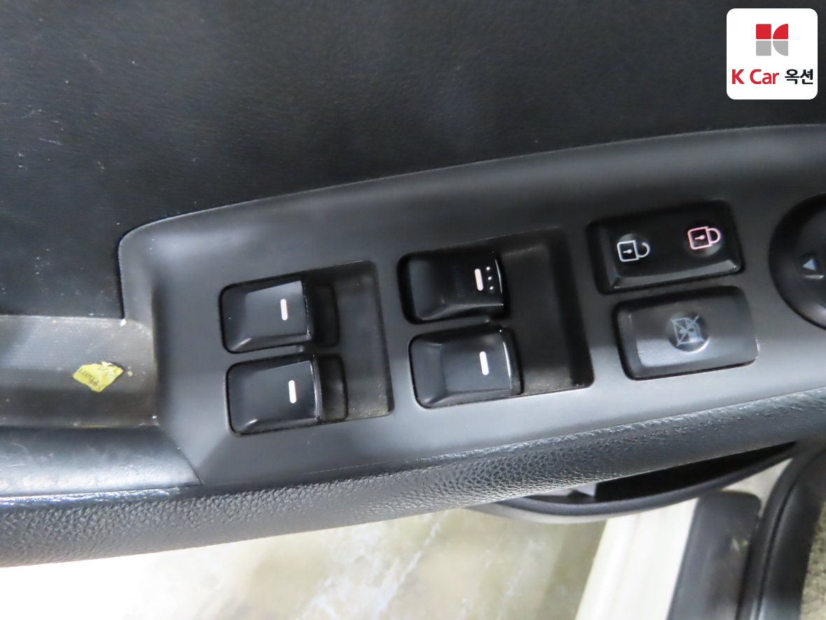 Kia K3 2016 - Image 21