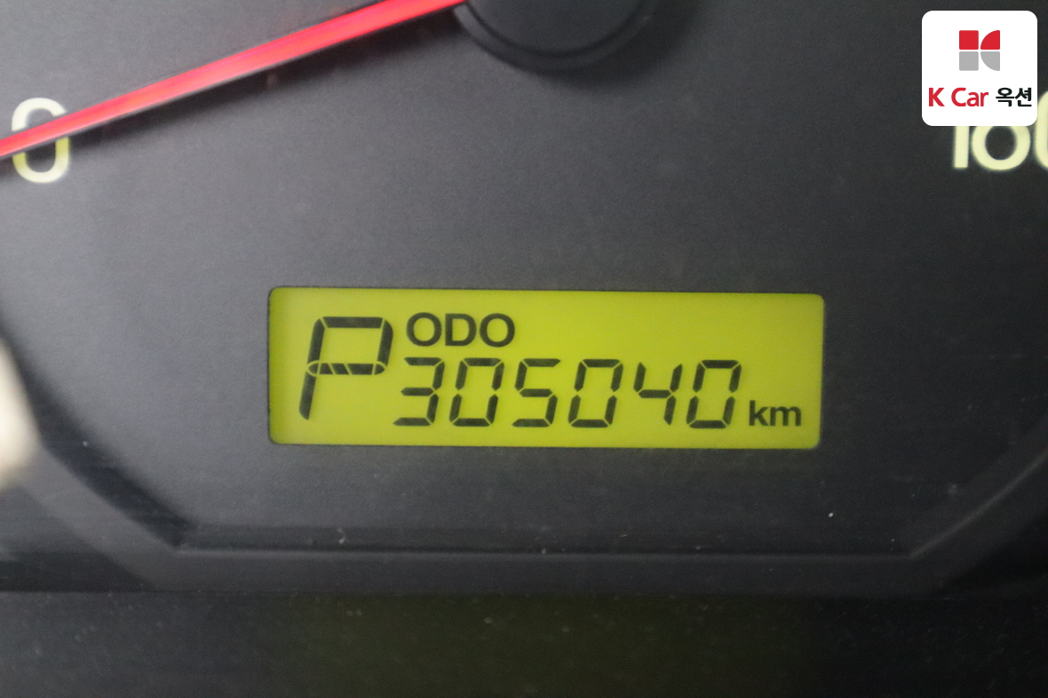 Hyundai Grand Starex 2015 - Image 4