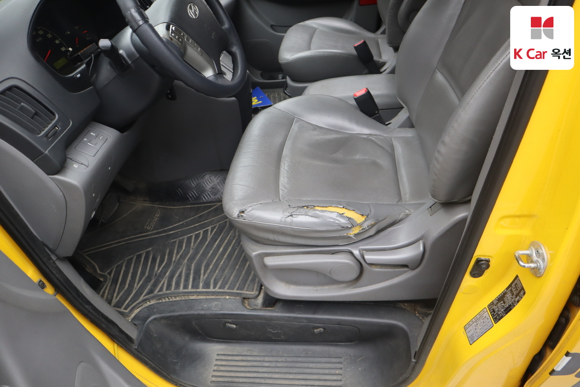 Hyundai Grand Starex 2015 - Image 19