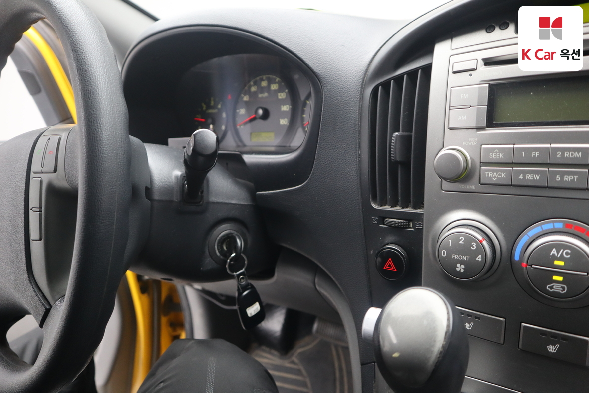 Hyundai Grand Starex 2015 - Image 11