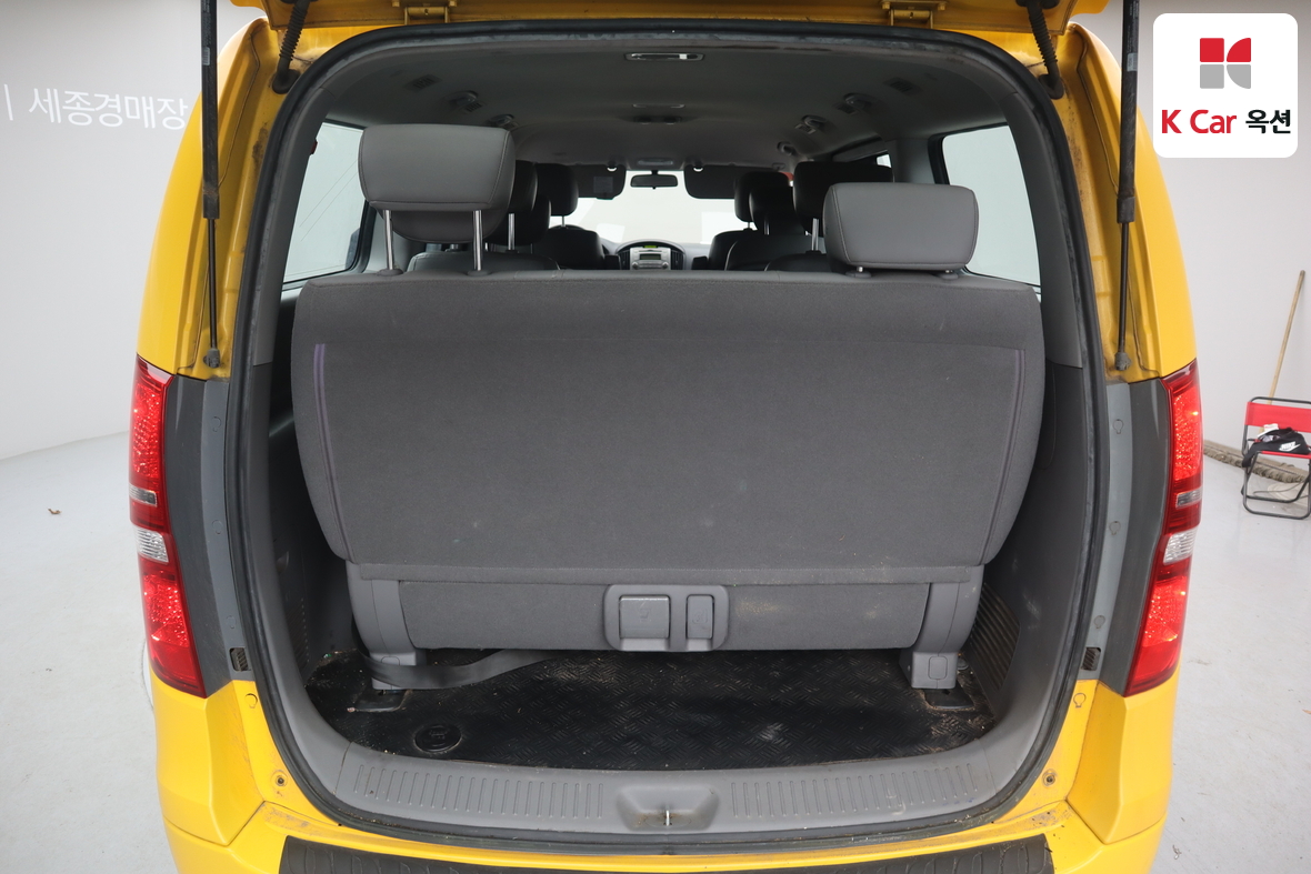 Hyundai Grand Starex 2015 - Image 25