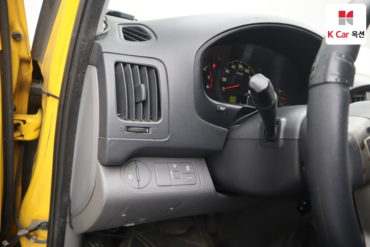 Hyundai Grand Starex 2015 - Image 9