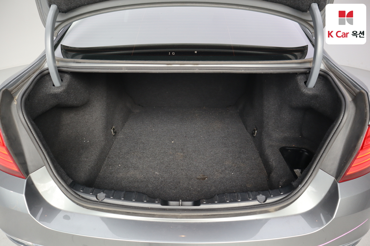 BMW 5 Series 2014 - Image 28