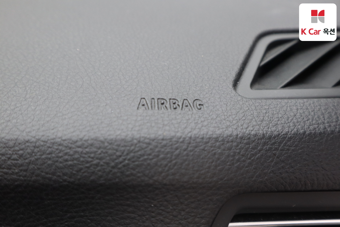 BMW 5 Series 2014 - Image 35