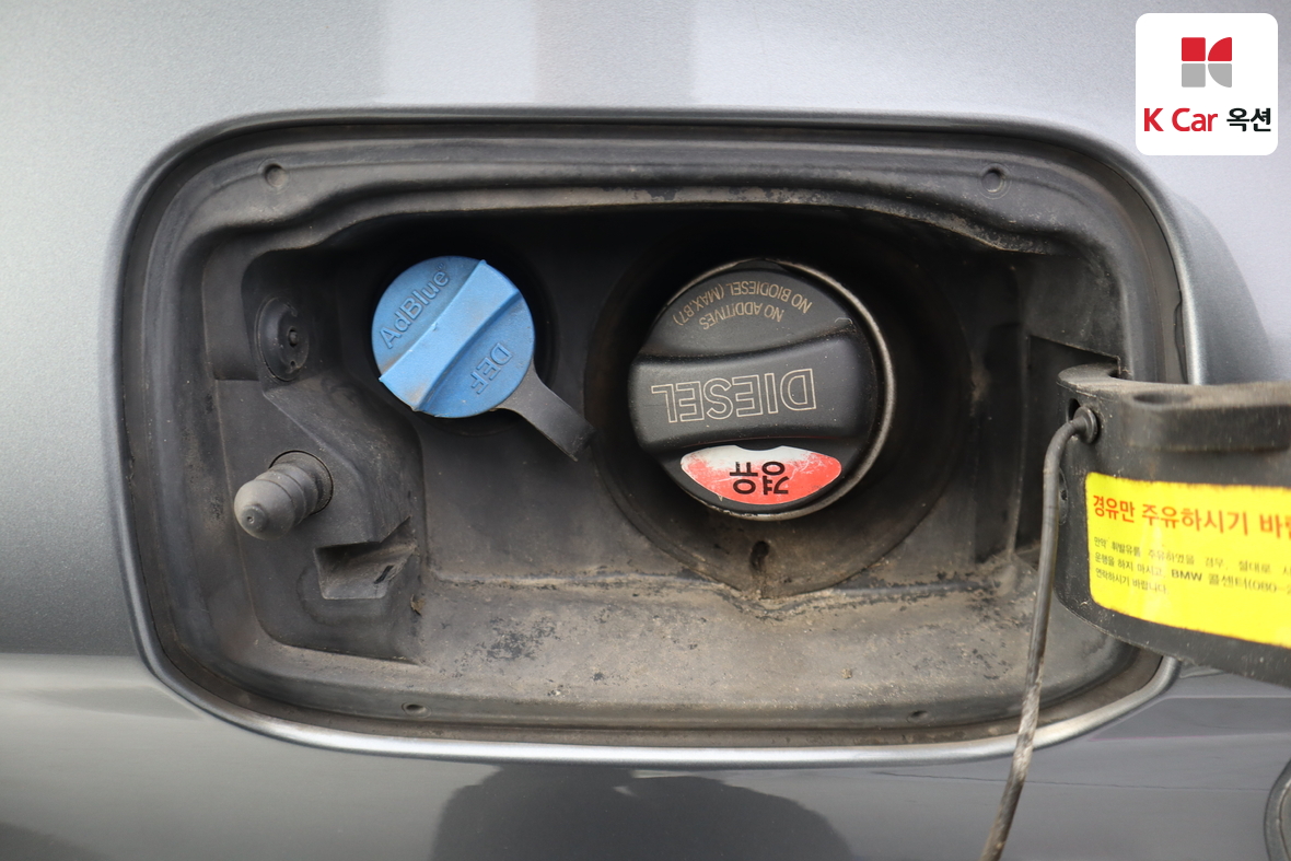 BMW 5 Series 2014 - Image 30