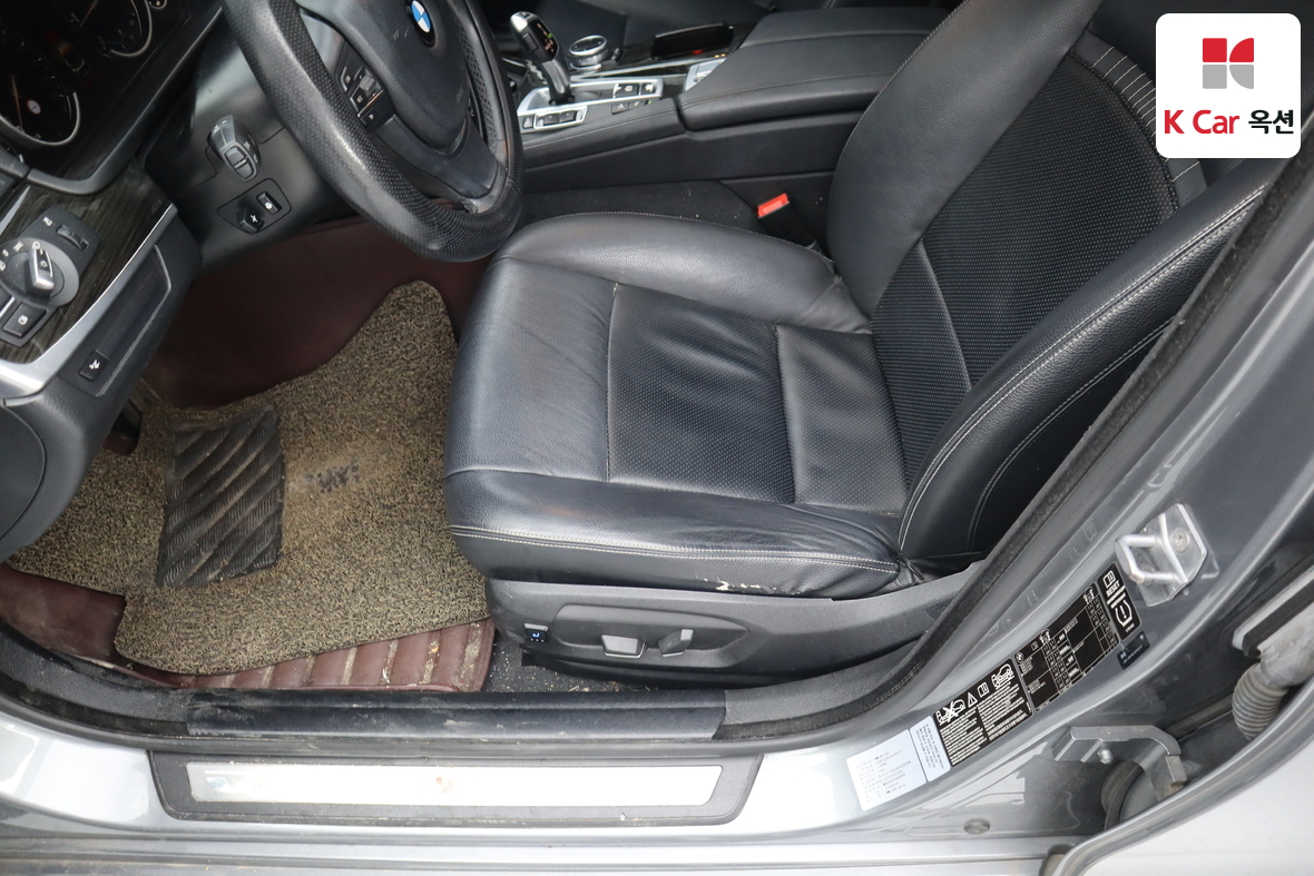 BMW 5 Series 2014 - Image 20