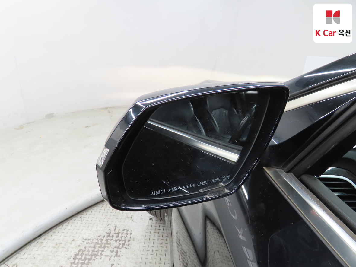 هيونداي جينيسيس 2014 - صورة 21