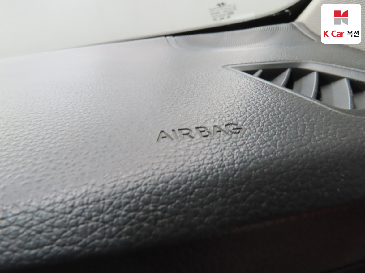 هيونداي جينيسيس 2014 - صورة 31