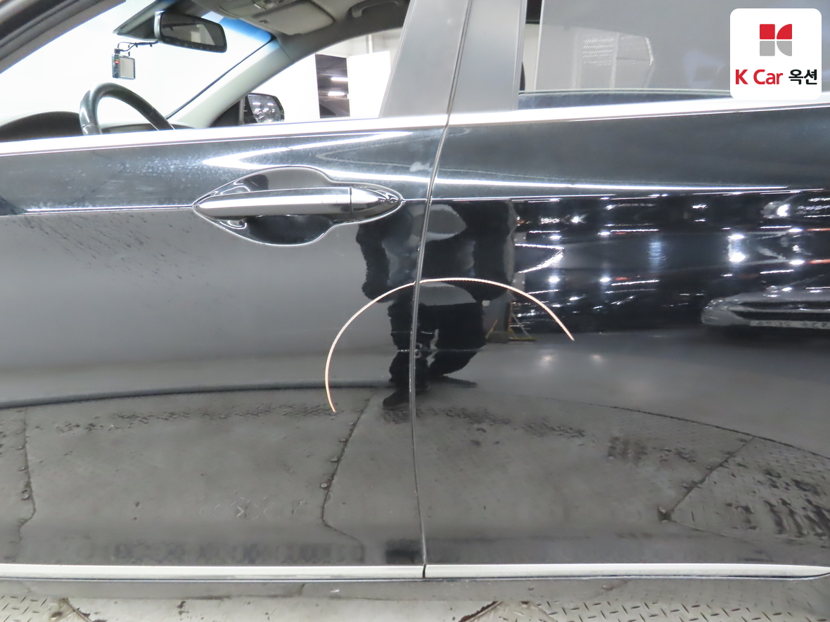 هيونداي جينيسيس 2014 - صورة 38