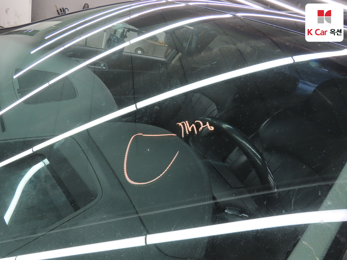 هيونداي جينيسيس 2014 - صورة 34