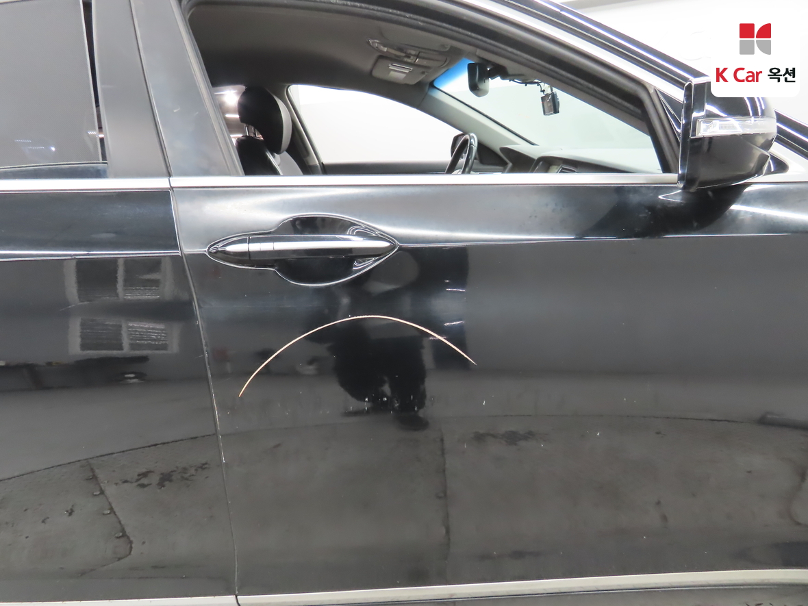 هيونداي جينيسيس 2014 - صورة 43