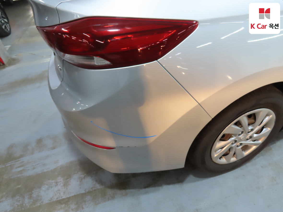 Hyundai Elantra 2018 - Image 34