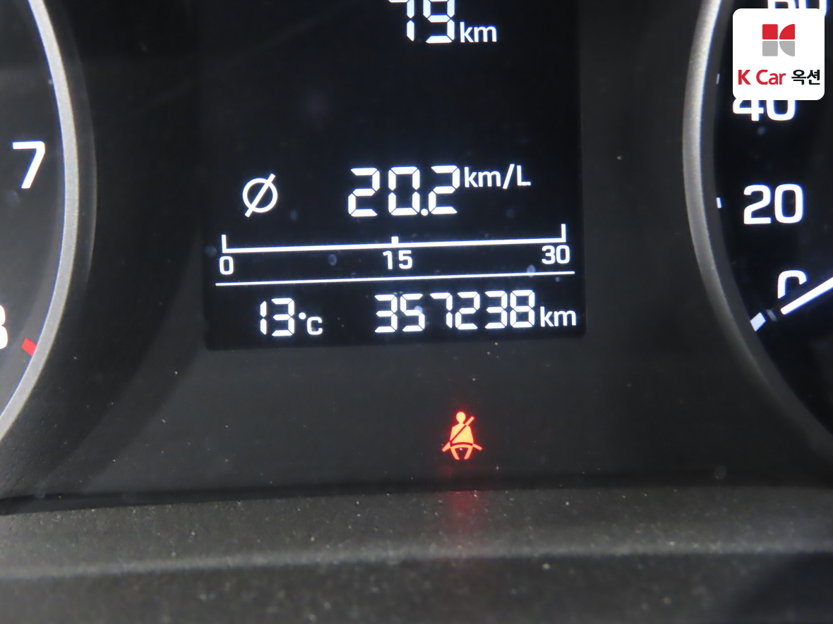 Hyundai Elantra 2018 - Image 4