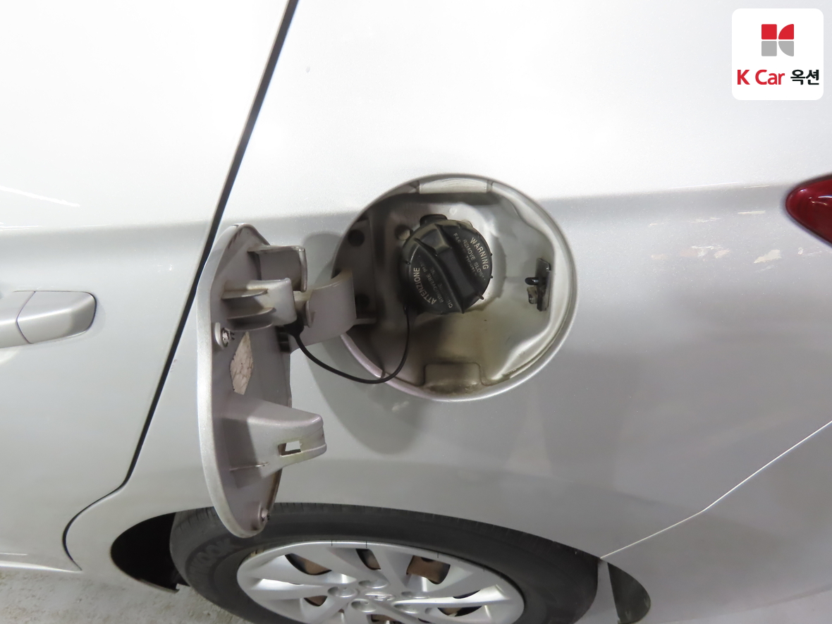 Hyundai Elantra 2018 - Image 22