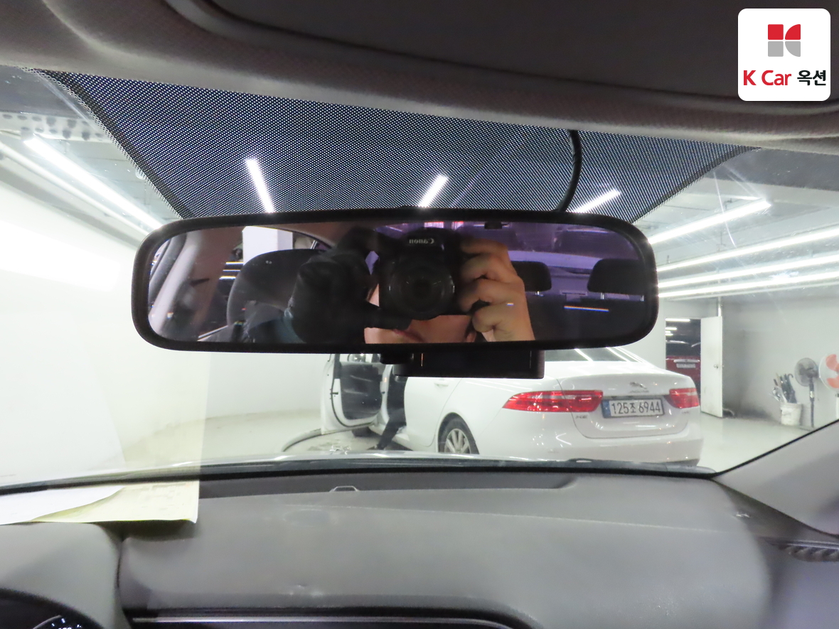 Hyundai Elantra 2018 - Image 13