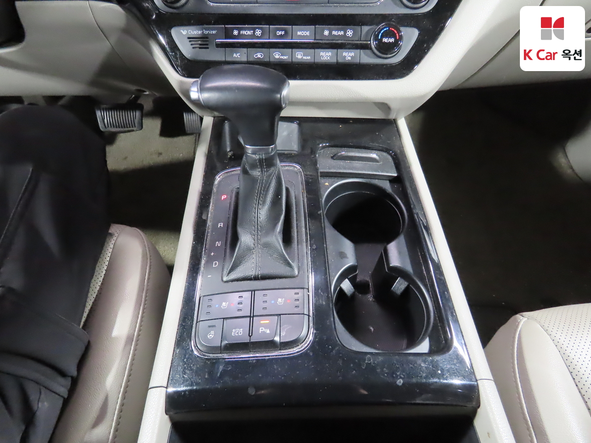 Kia New Carnival 2018 - Image 16