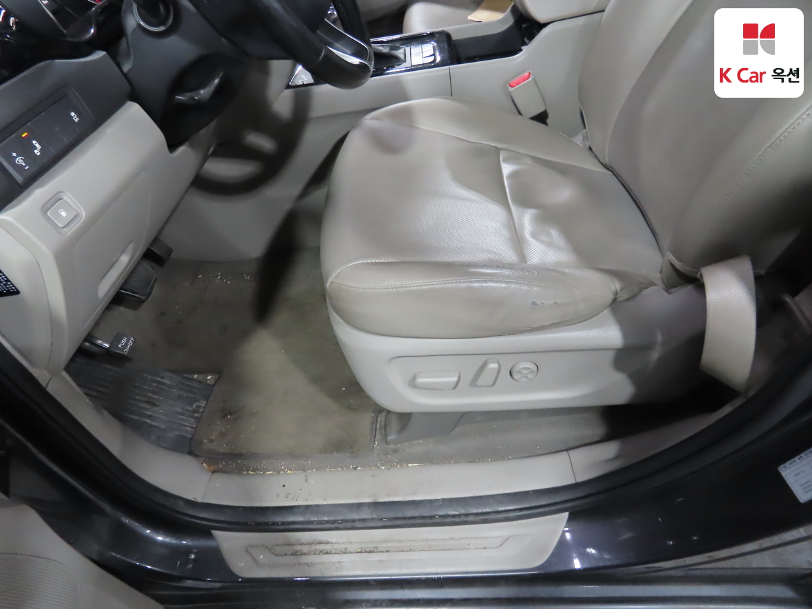 Kia New Carnival 2018 - Image 18