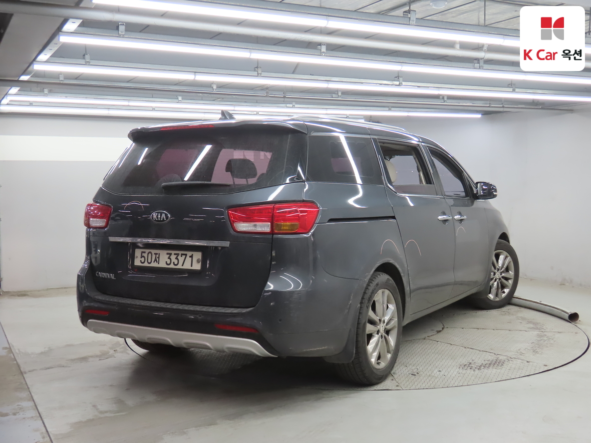 Kia New Carnival 2018 - Image 2