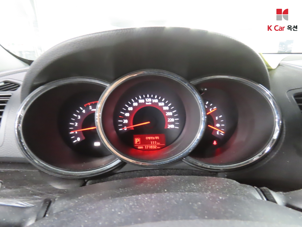 Kia Sorento 2010 - Image 5