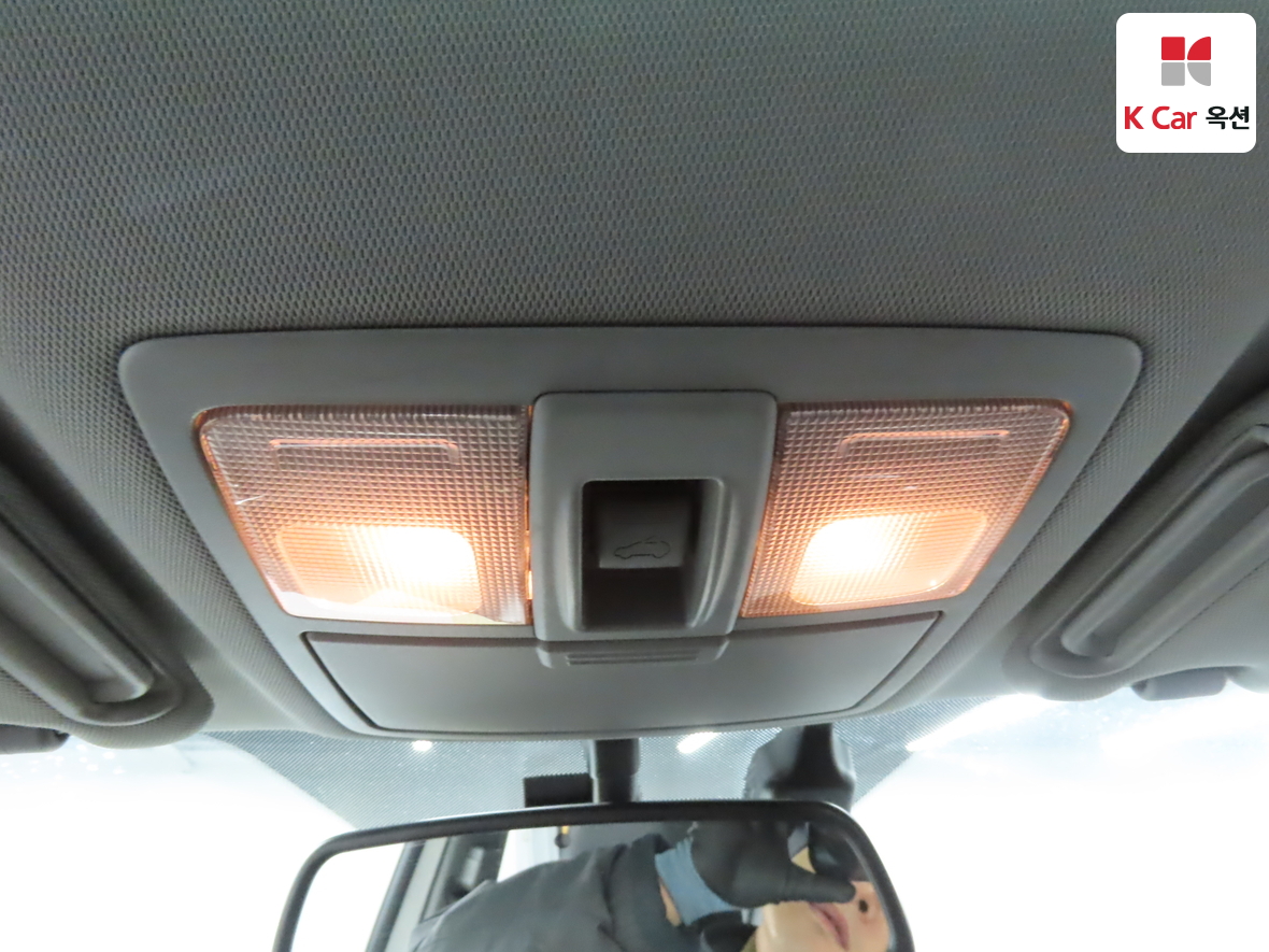 Kia Sorento 2010 - Image 12