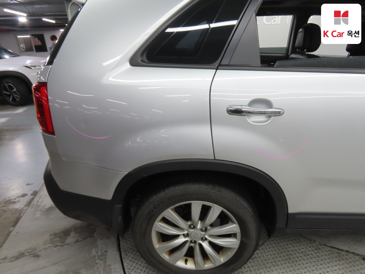 Kia Sorento 2010 - Image 42