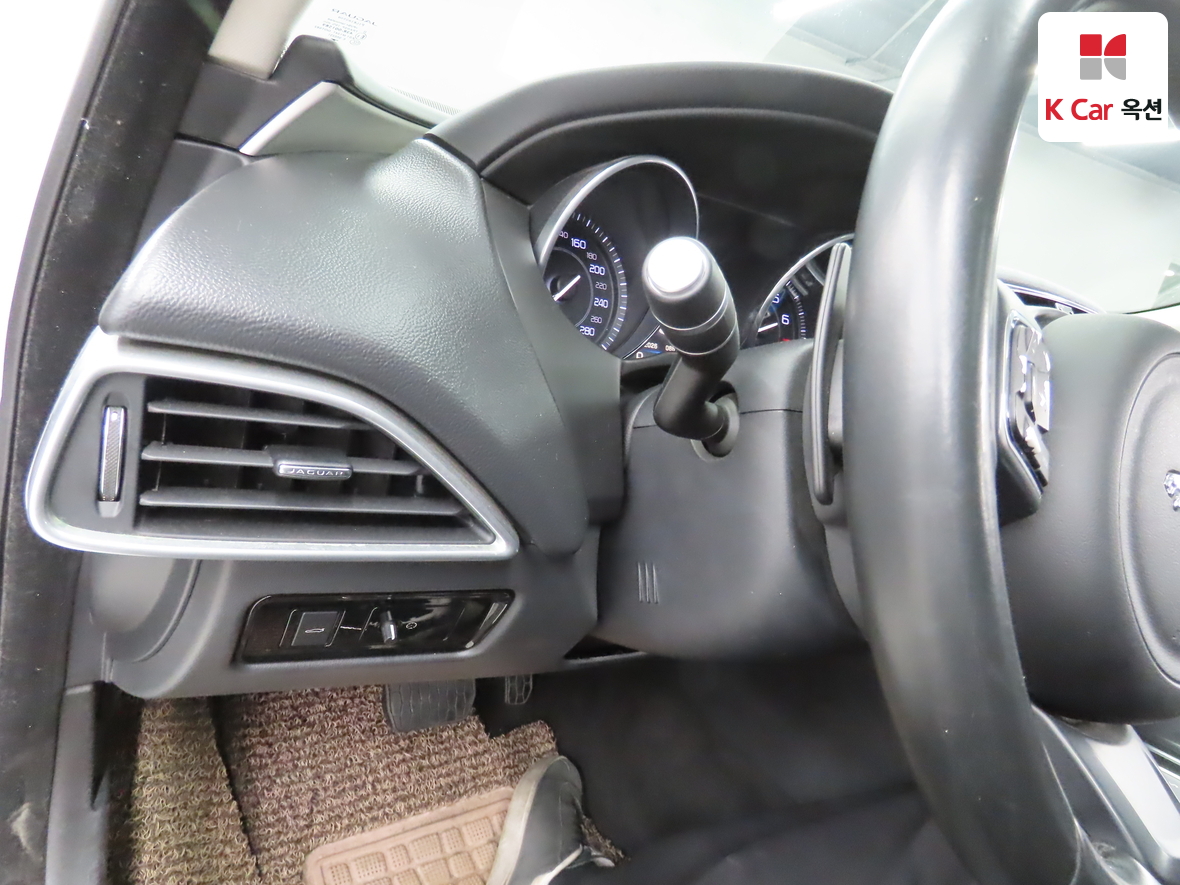 JAGUAR 재규어 - 9