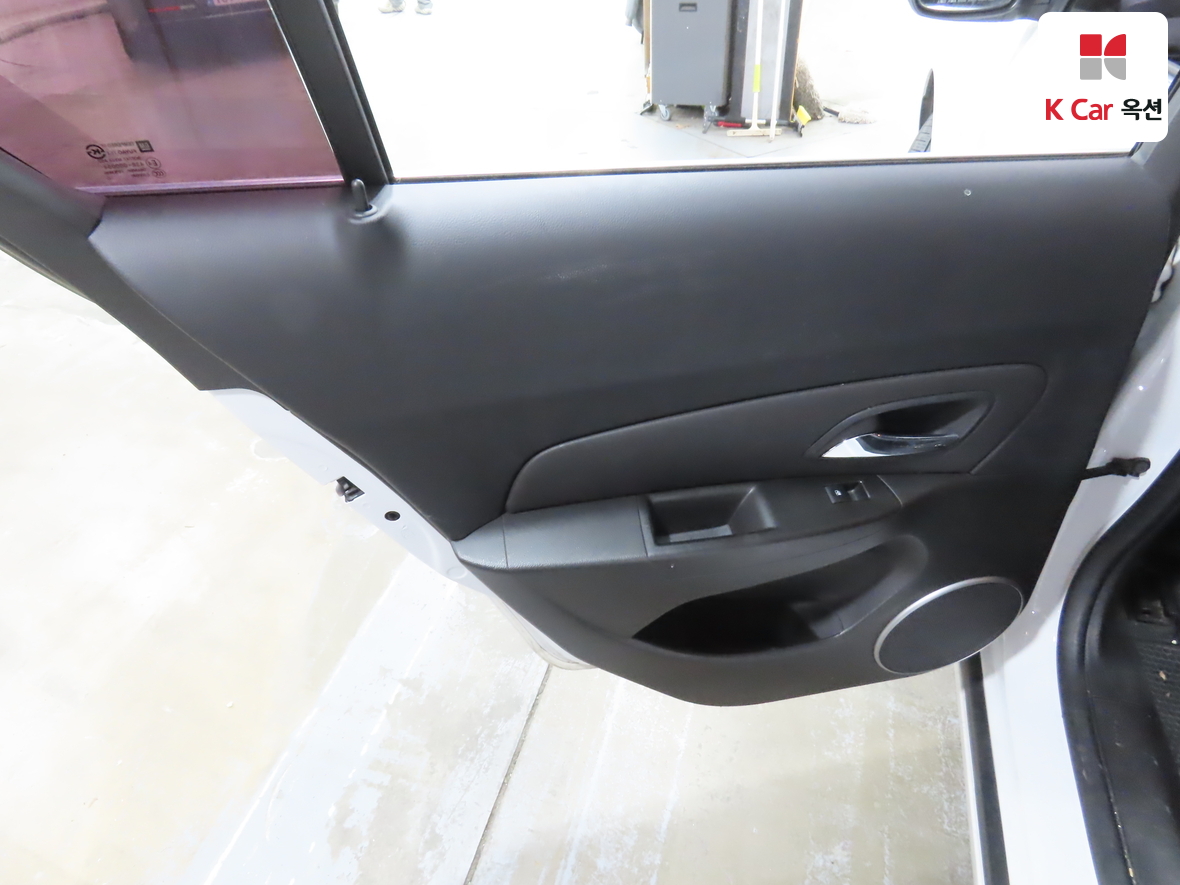 جنرال موتورز كوريا كروز 2016 - صورة 21