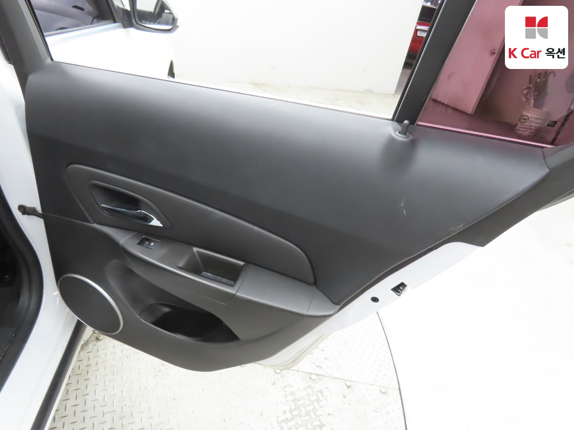 جنرال موتورز كوريا كروز 2016 - صورة 25