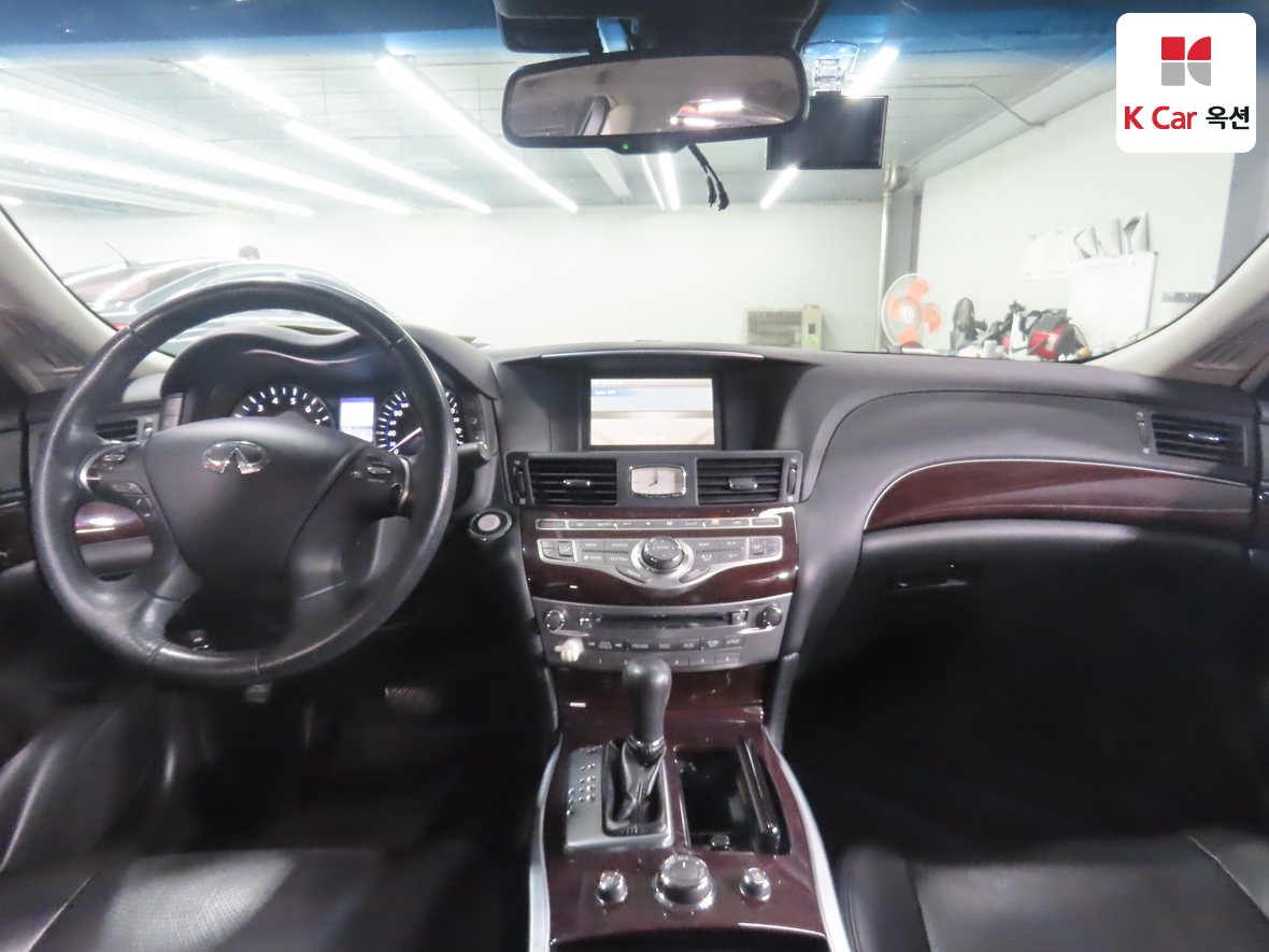 Infiniti M37 2011 - Image 3