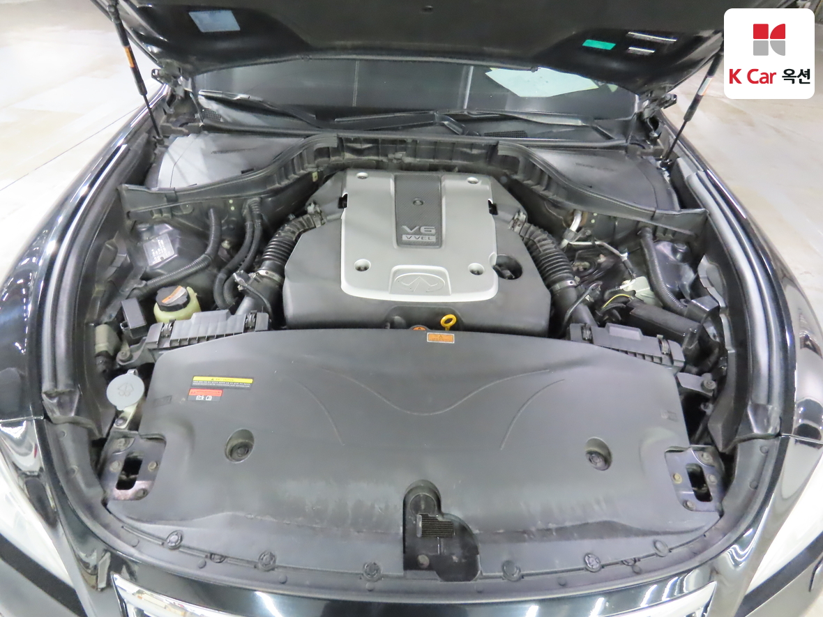 Infiniti M37 2011 - Image 35